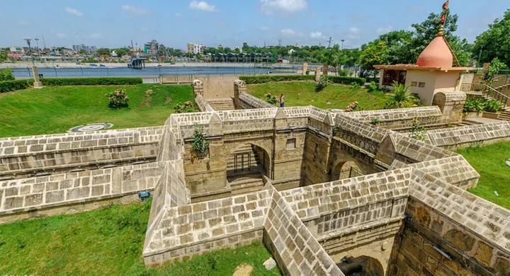 Top 5 Public Parks In Surat You Must Visit: Discover The Green Oasis 3 Gopi talav top public parks in surat green spaces