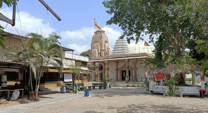 Rundhnath mahadev temple surat shiva temple