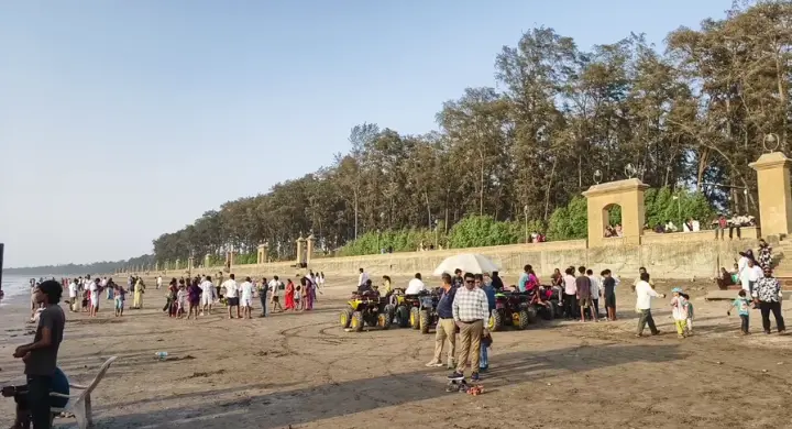Daman beaches see huge tourist 2