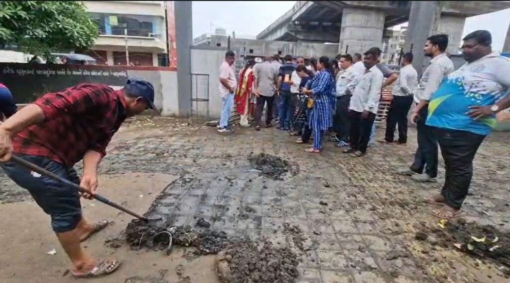 Navsari: 323 students shifted to sai temple after mud and waterlogging disrupt classes