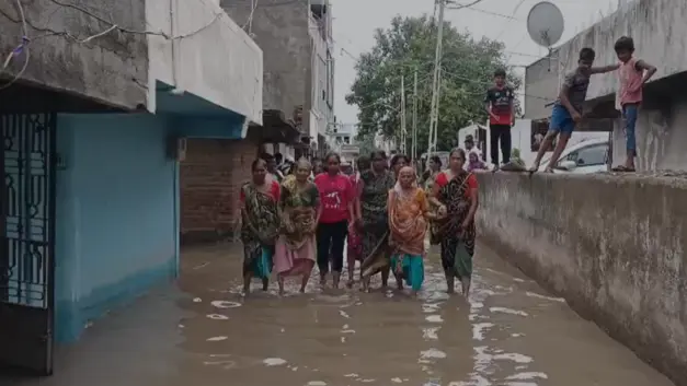 Vadodara Rain: Waterlogging Hits Payal And Jai Ambe Societies, Residents Stage Protest Vadodara rain