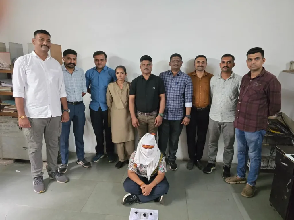 Vadodara Railway Lcb Recovers ₹8.47 Lakh Worth Of Stolen Gold Jewellery Under ‘Mission Safe Station’ Vadodara railway lcb recovers ₹8. 47 lakh worth of stolen gold jewellery