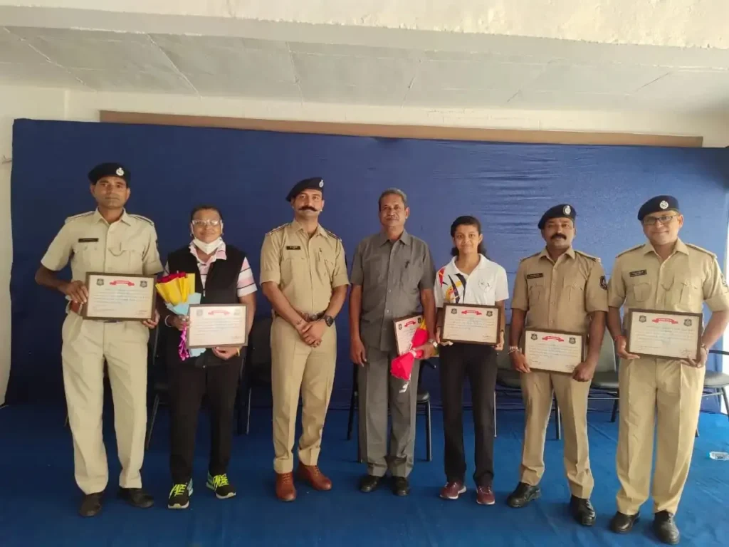Vadodara Athlete Mansi Shelar Honoured With Sardar Patel Junior Award Mansi shelar honoured with sardar patel junior award