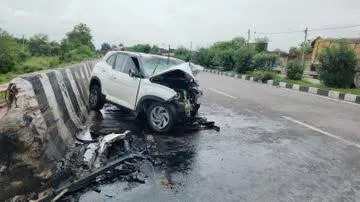 Atiq Ahmed’S Youngest Son Abaan Dies In Road Accident In Jhansi Atiq ahmed's youngest son abaan dies in road accident in jhansi