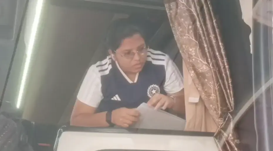 Indian Women’S Cricket Team Arrives In Vadodara Ahead Of Zimbabwe Odi Series Indian women's cricket team arrives in vadodara ahead of zimbabwe odi series